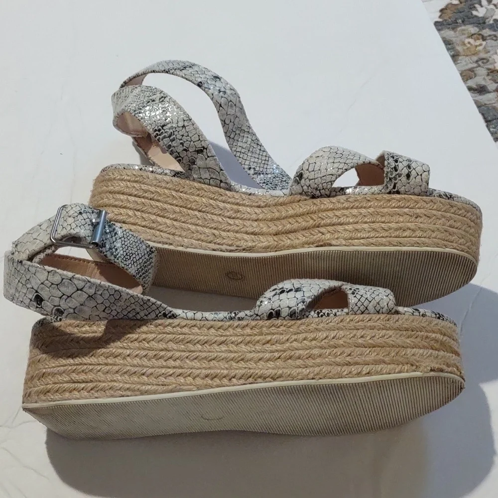 Chinese Laundry Snake Skin platform Sandals